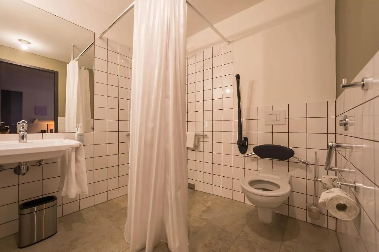 Hotel Einsmehr Augsburg 3*,  Německo